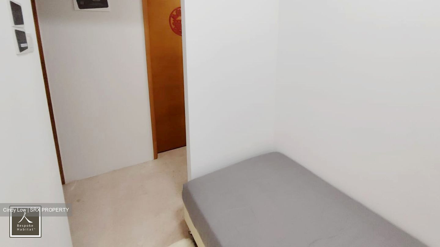 The Lakeshore (D22), Condominium #557608771